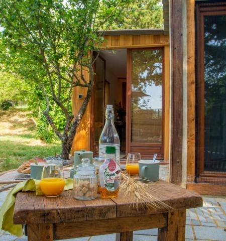 Hameau D'hotes La Roseraie-drome *