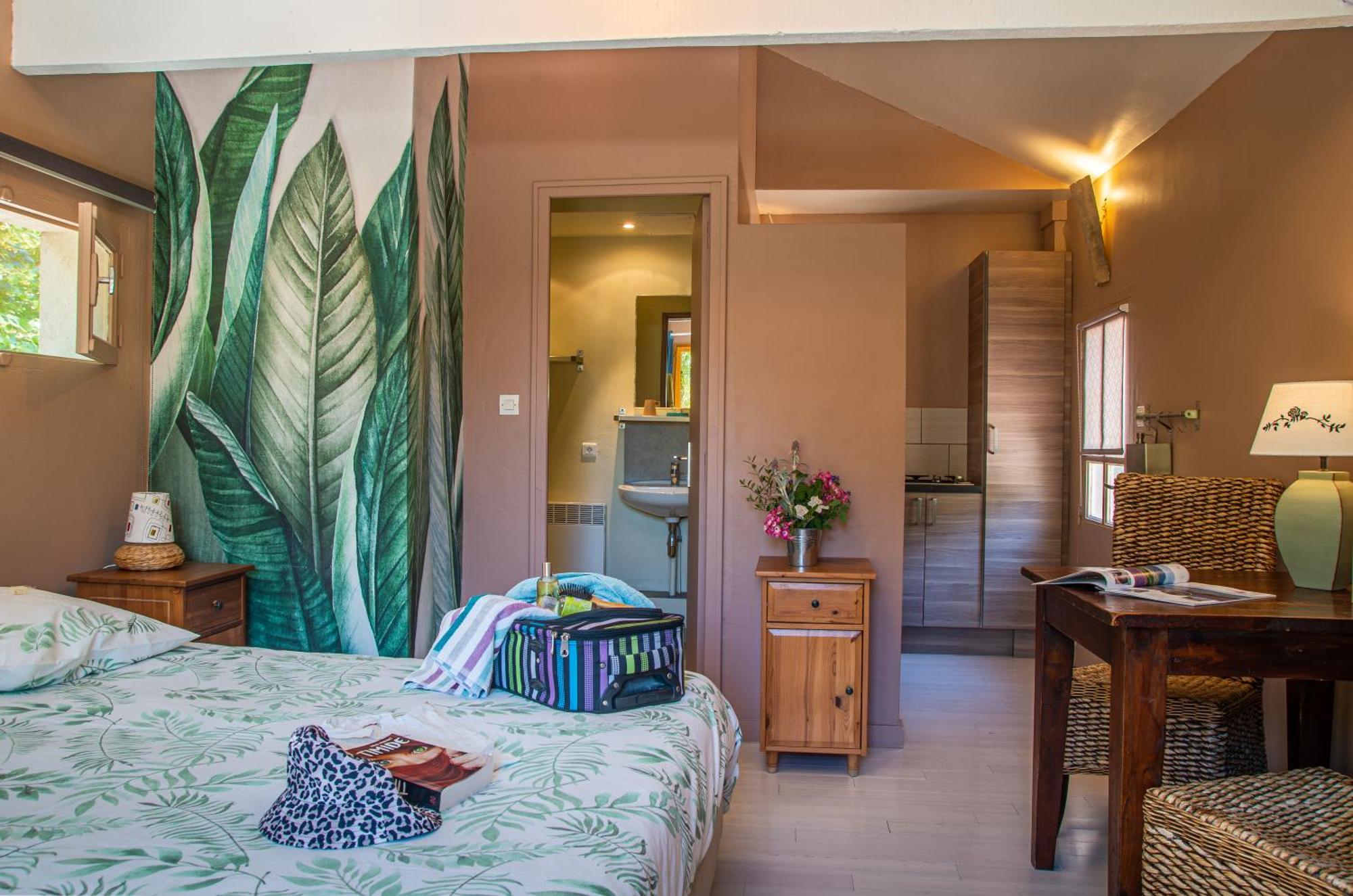 Bed and breakfast Hameau D'hotes La Roseraie-drome *